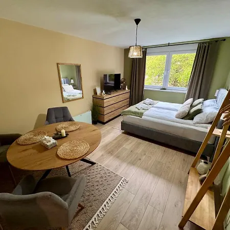 The Nest With Free Parking Apartament *